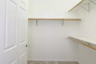 6826 S 34th St, Franklin, WI 53132 - Photo 16