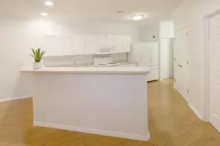 6826 S 34th St, Franklin, WI 53132 - Photo 10