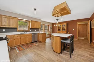 7967 S 67th St, Franklin, WI 53132 - Photo 4