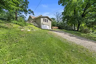 8020 Ridgeway Dr, Burlington, WI 53105 - Photo 36