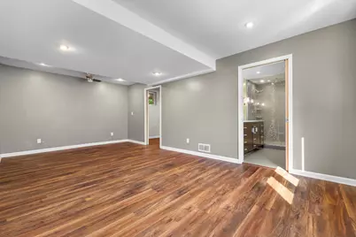 8020  Ridgeway Dr, Burlington, WI 53105 - Photo 14