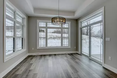 512  Pioneer Ct, Dousman, WI 53118 - Photo 6