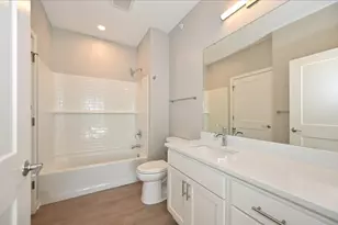 500 E Main St, Racine, WI 53185 - Photo 14