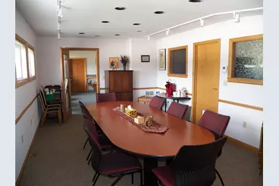 601 N 8th St, Manitowoc, WI 54220 - Photo 22