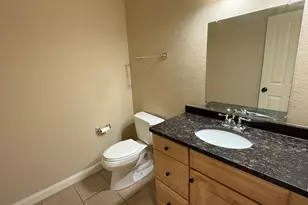 2010 N Buffum St, Milwaukee, WI 53212 - Photo 14