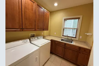 2012 N Buffum St, Milwaukee, WI 53212 - Photo 28