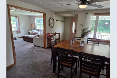 193  Martin St, Sharon, WI 53585 - Photo 8