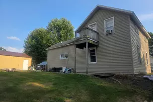 204 NE 2nd St, Black River Falls, WI 54615 - Photo 6