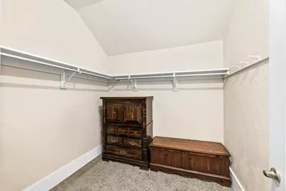 122  Mill St, Oshkosh, WI 54901 - Photo 18