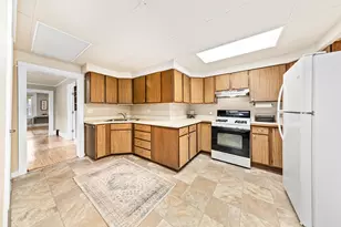 122 Mill St, Oshkosh, WI 54901 - Photo 10