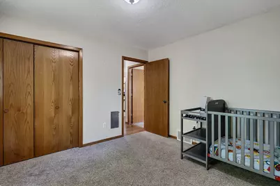 1125  Schafer Dr, Onalaska, WI 54650 - Photo 12