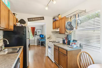 15  Craig Ave, Madison, WI 53705 - Photo 2