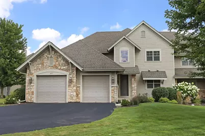 663  Greenview Cir #55-27, Geneva, WI 53147 - Photo 1