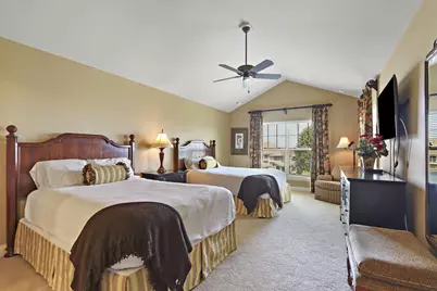 663  Greenview Cir #55-27, Geneva, WI 53147 - Photo 14