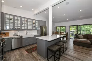 31 Abbey Villa Cir, Fontana, WI 53125 - Photo 8