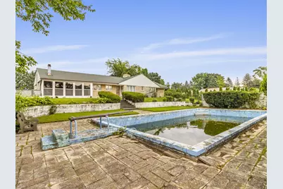 N69W15889  Eileen Ave, Menomonee Falls, WI 53051 - Photo 10