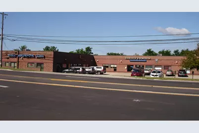 1421  State Rd 16 -, La Crosse, WI 54601 - Photo 2