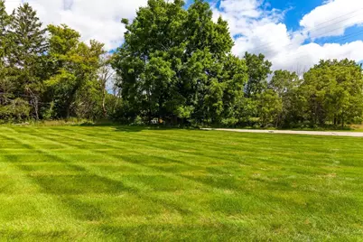 N20W28282  Oakton Rd, Delafield, WI 53072 - Photo 16