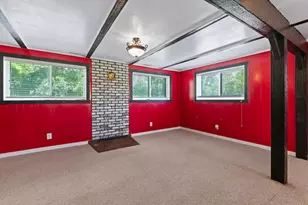 N20W28282 Oakton Rd, Delafield, WI 53072 - Photo 32