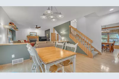 142  Maple Dr, Plymouth, WI 53073 - Photo 8