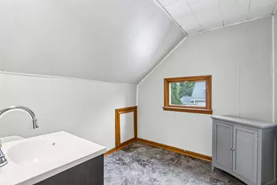 465  Hawthorn St, Burlington, WI 53105 - Photo 18