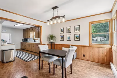 465  Hawthorn St, Burlington, WI 53105 - Photo 6