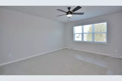 N53W19798  Kingair Dr, Menomonee Falls, WI 53051 - Photo 18