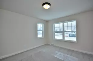 8191 Skylark Ct, Mequon, WI 53097 - Photo 14