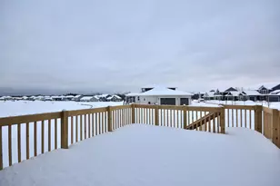 8191 Skylark Ct, Mequon, WI 53097 - Photo 30