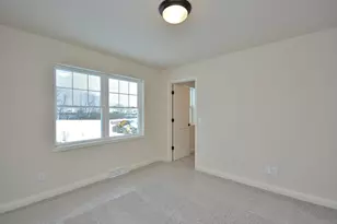 8191 Skylark Ct, Mequon, WI 53097 - Photo 16