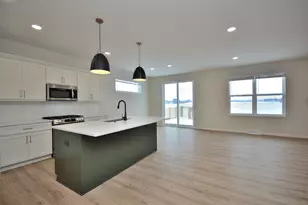 1017 Elderberry Rd, Oconomowoc, WI 53066 - Photo 14