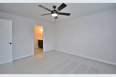 5998  Lillie Cir, Racine, WI 53402 - Photo 18