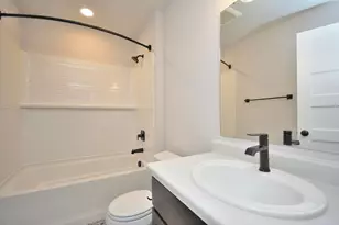 5998 Lillie Cir, Racine, WI 53402 - Photo 6