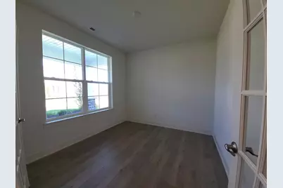 2607  Mooring Ct, Delavan, WI 53115 - Photo 4