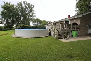 907 S University Ave, Beaver Dam, WI 53916 - Photo 34