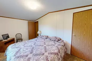 E2817 S Creek Rd, Genoa, WI 54624 - Photo 20