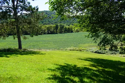 E2817 S Creek Rd, Genoa, WI 54624 - Photo 30