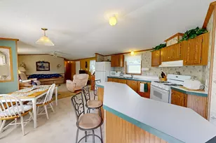 E2817 S Creek Rd, Genoa, WI 54624 - Photo 6