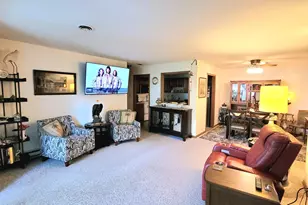 1021 Prairie Dr, Racine, WI 53406 - Photo 2