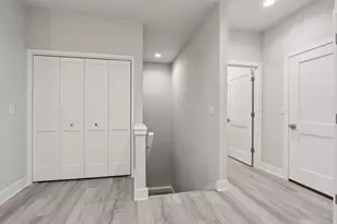 405 Falcon Ridge Dr, Burlington, WI 53105 - Photo 12