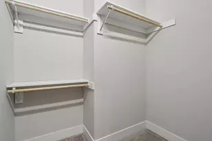 405 Falcon Ridge Dr, Burlington, WI 53105 - Photo 16