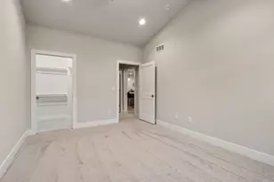 405 Falcon Ridge Dr, Burlington, WI 53105 - Photo 14