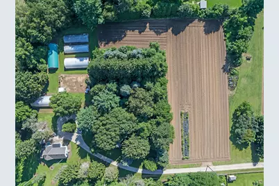 332  4 Mile Rd, Racine, WI 53402 - Photo 4