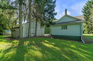 332 4 Mile Rd, Racine, WI 53402 - Photo 18