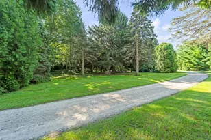 332 4 Mile Rd, Racine, WI 53402 - Photo 22