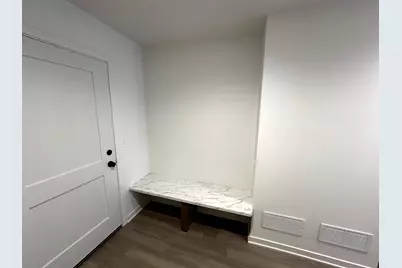 1053  Fairway Ct, Sheboygan Falls, WI 53085 - Photo 8