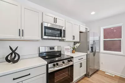 224  Fairway Dr, Sheboygan Falls, WI 53085 - Photo 6