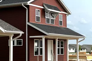 226 Fairway Dr, Sheboygan Falls, WI 53085 - Photo 1