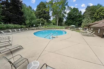 8678 N Servite Dr, Milwaukee, WI 53223 - Photo 24