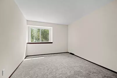 8678 N Servite Dr, Milwaukee, WI 53223 - Photo 12